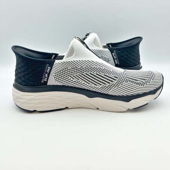 Skechers Men's Max Cushioning Elite Slip On Sneakers Size 9 Black White Knit NIB - Picture 3 of 11